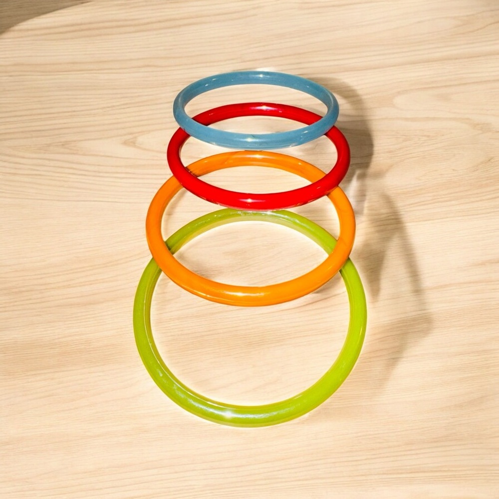 Four Vintage Fabulous 1950s Lucite Bangles Shimmering Marbled Bracelets